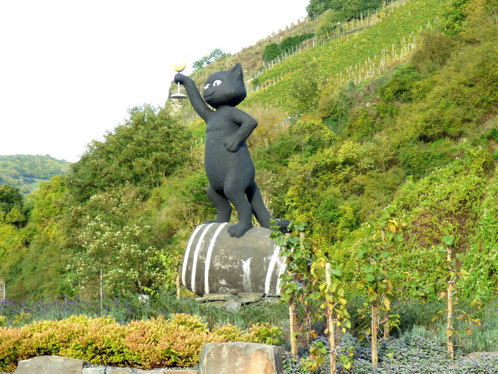 Zeller Schwarze Katz Brunnen