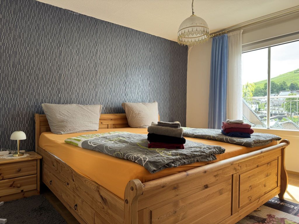 Schlafzimmer 2 mit Doppelbett